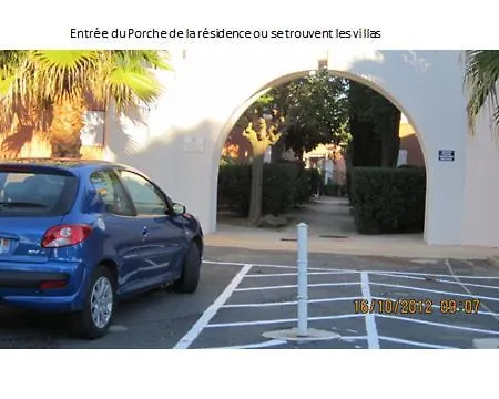 Maisons Du Golfe * אגדה